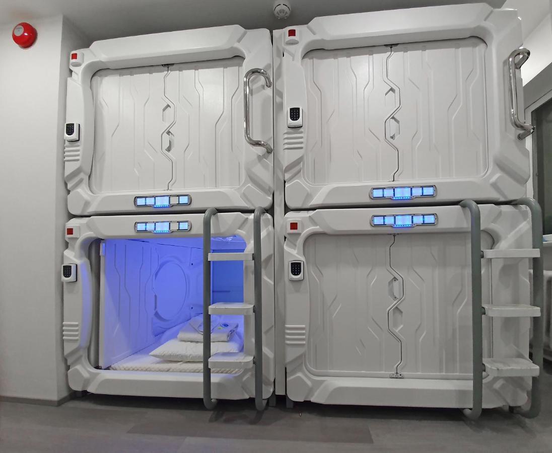 Capsule Hostels Reval Exterior foto