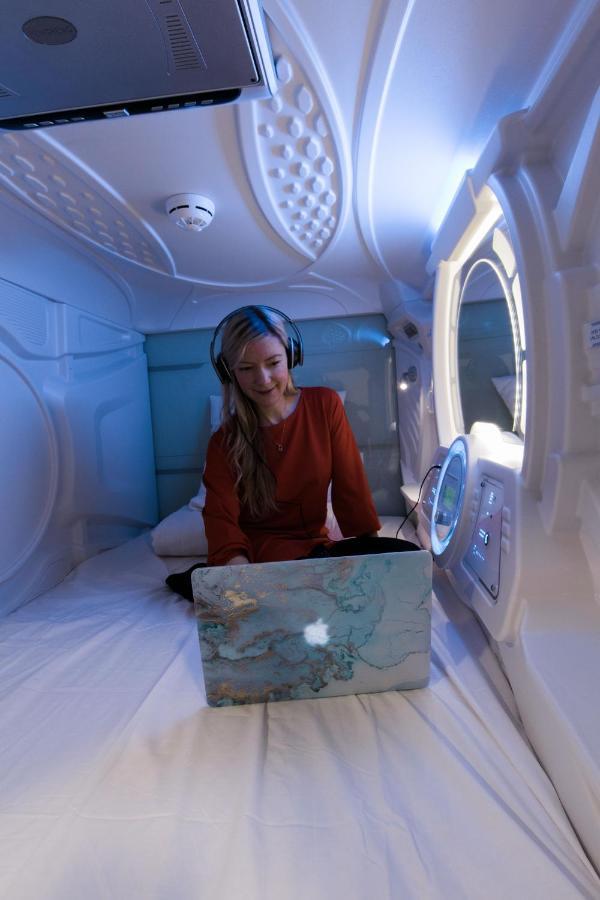 Capsule Hostels Reval Exterior foto